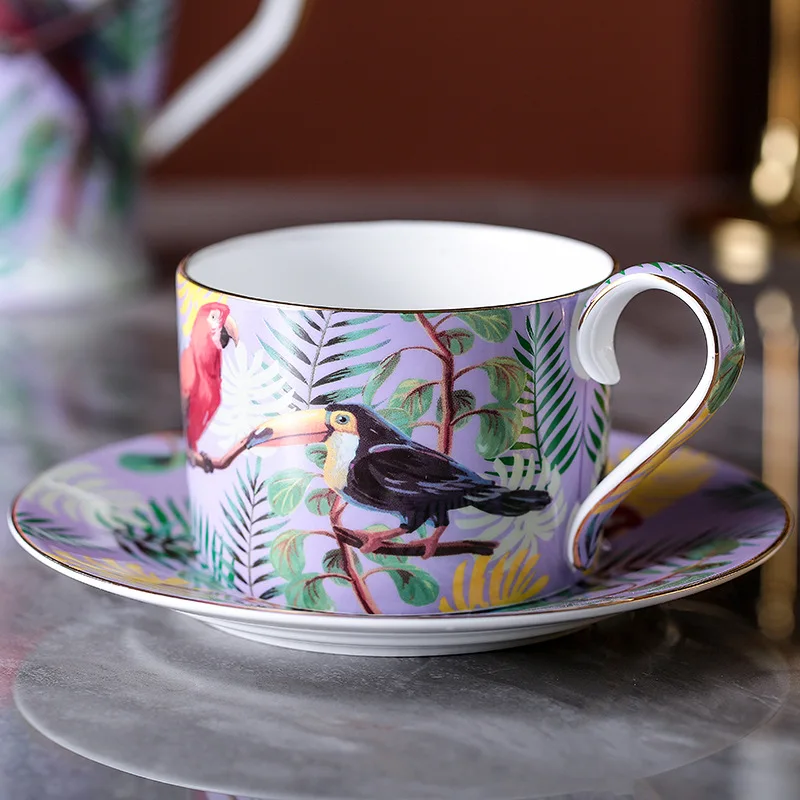 British Jungle Animals Parrot  - Home Office British recension och pris