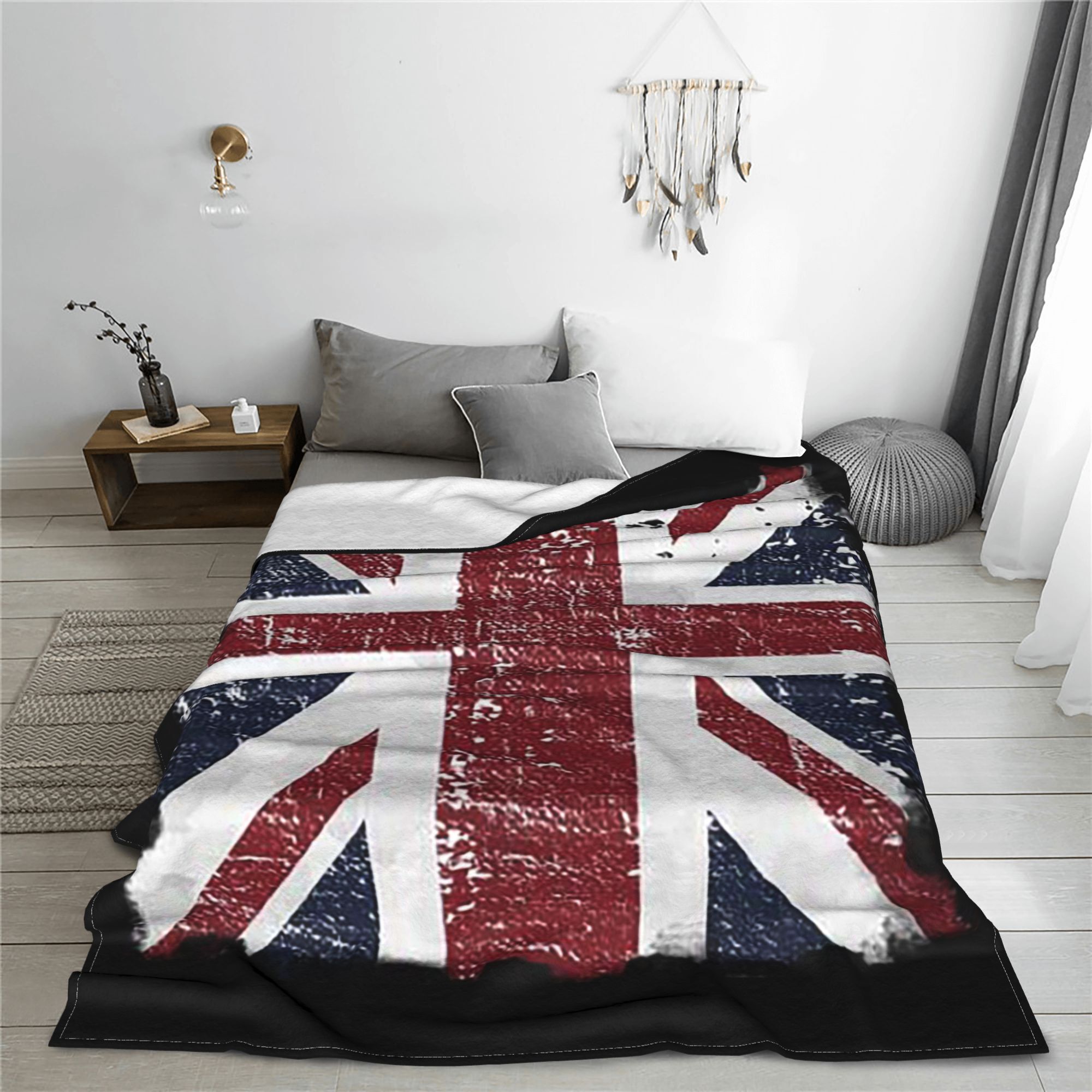 Distressed British Flag Black  - Home Office British recension och pris
